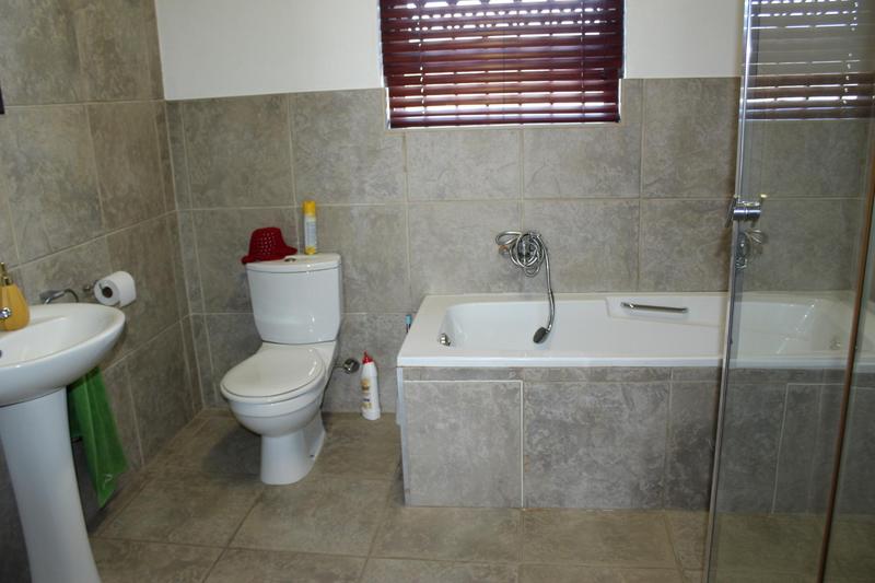 2 Bedroom Property for Sale in Glenwood Western Cape